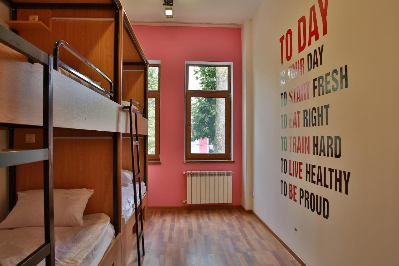Şǝki Central Hostel מראה חיצוני תמונה